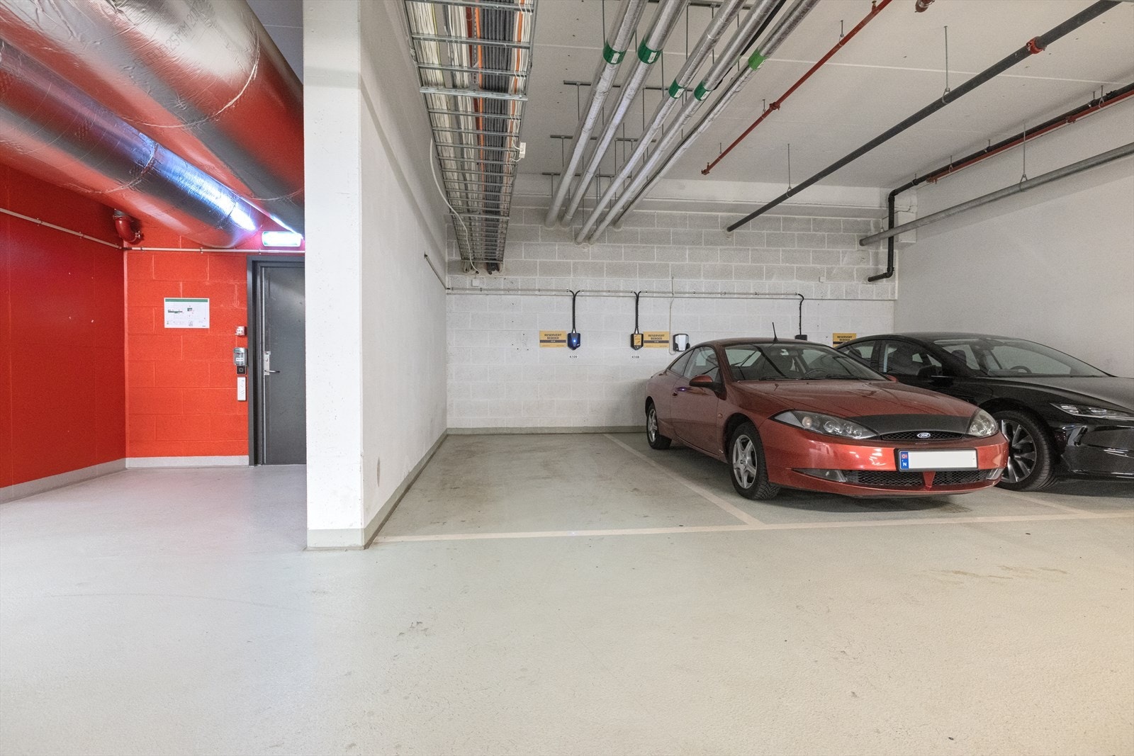 Opsjon på garasjeplass. Kan kjøpes for kr. 500 000,-. Galleribilde