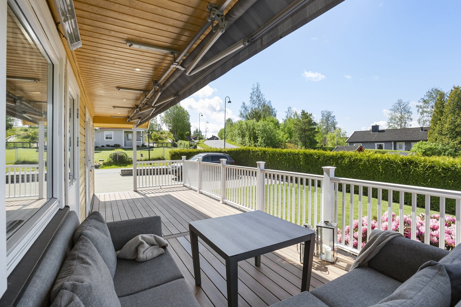 Terrassen/balkongen er på til sammen ca. 40 kvm. Galleribilde