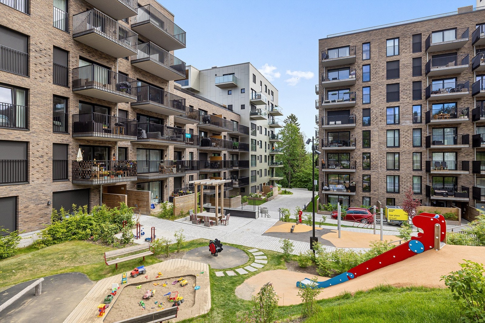 Fellesarealer med god plass for trygg lek og moro! Galleribilde