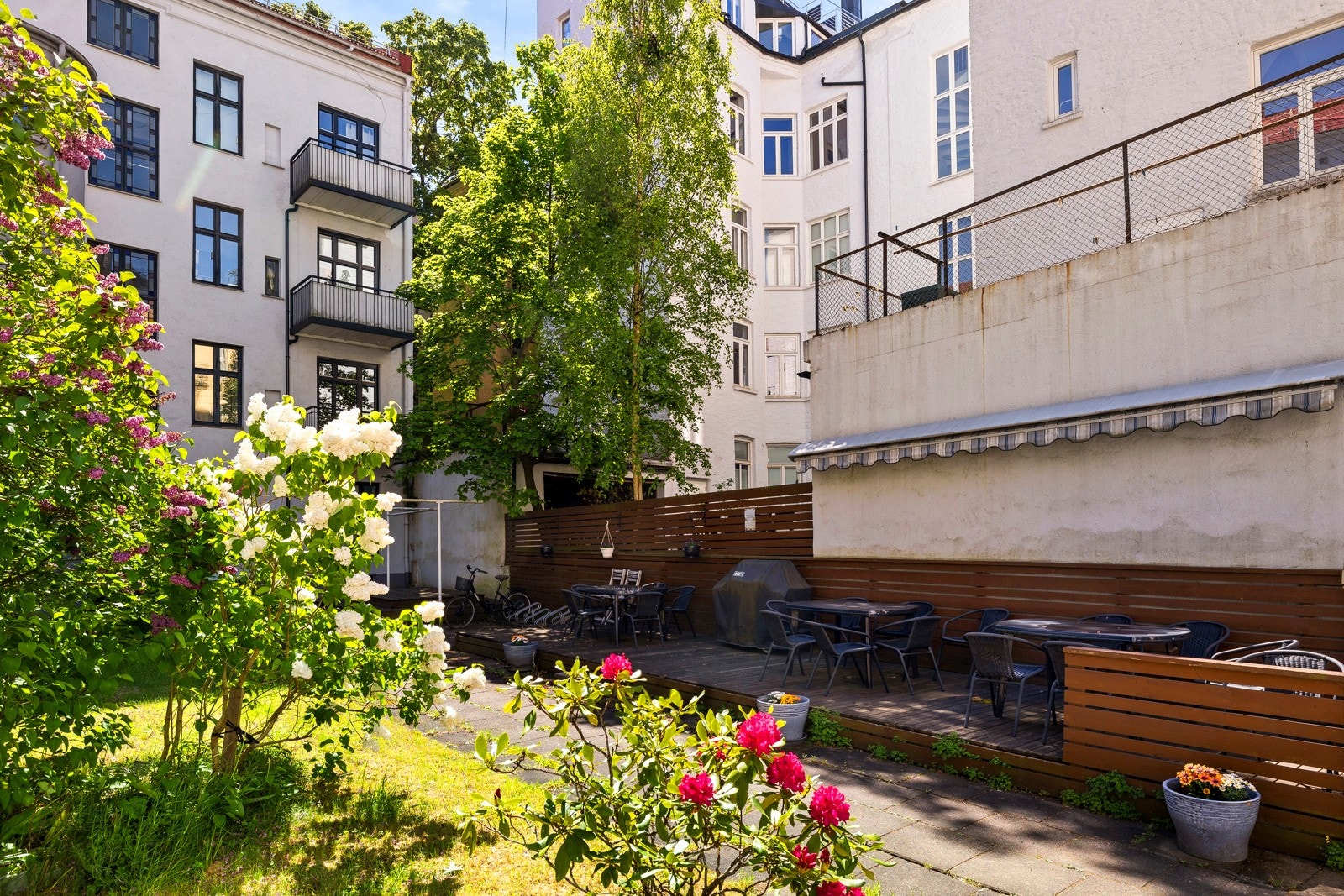 Borettslaget har også felles grill som kan benyttes av andelseierne for hyggelige sammenkomster. Galleribilde