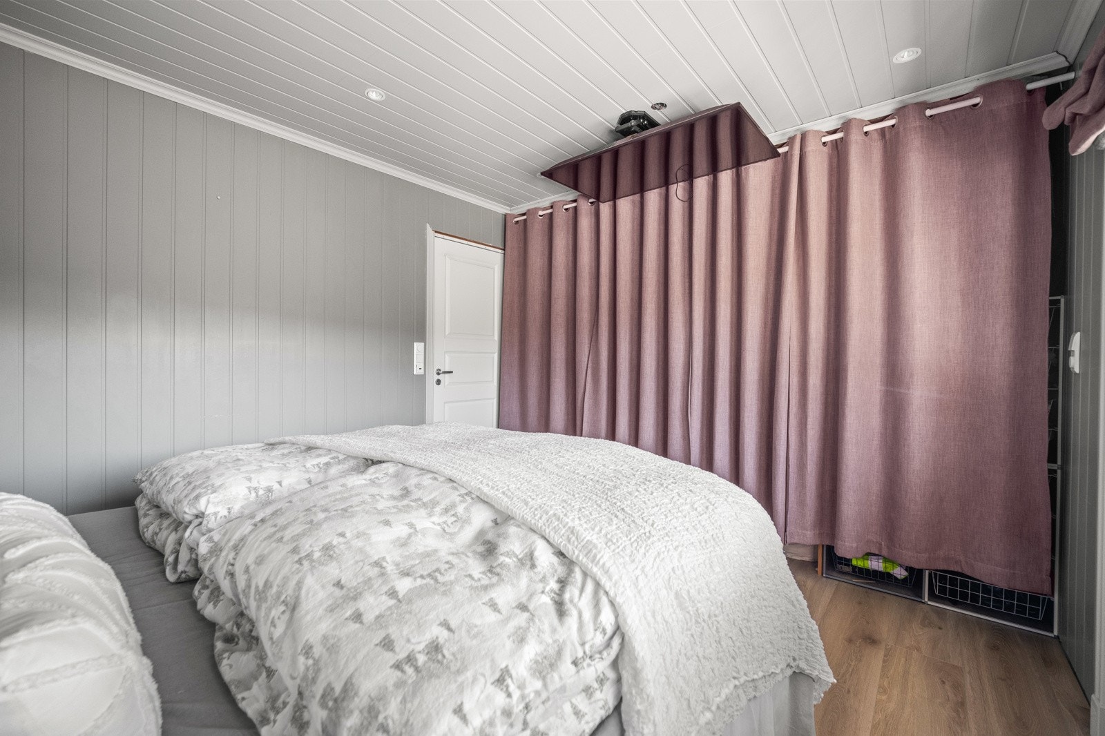 Hovedsoverom med utgang til terrassen Galleribilde