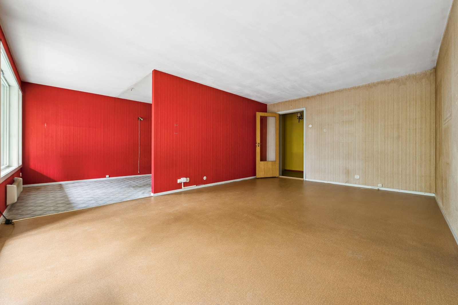 Her er det god plass til sittegruppe og spisebord. Galleribilde