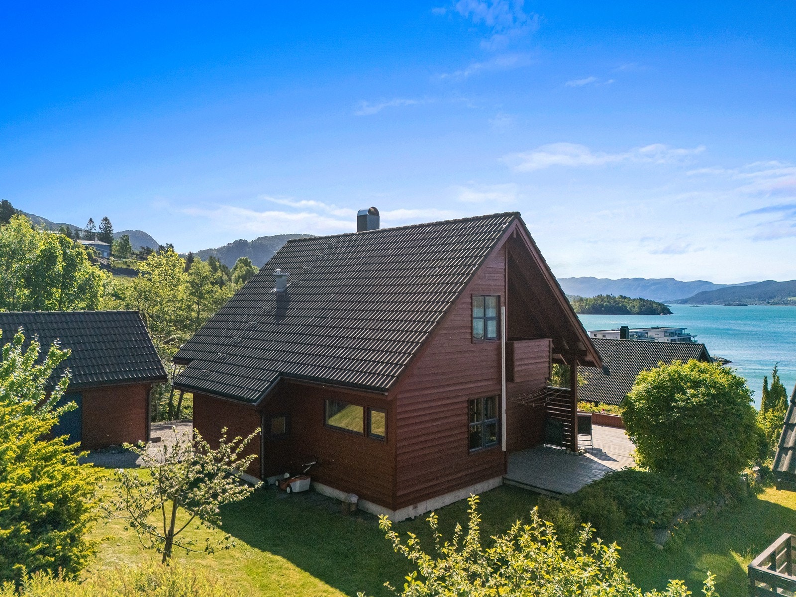 Dette er et barnevennlig område, uten særlig mye trafikk og kort vei til flotte friområder. Galleribilde