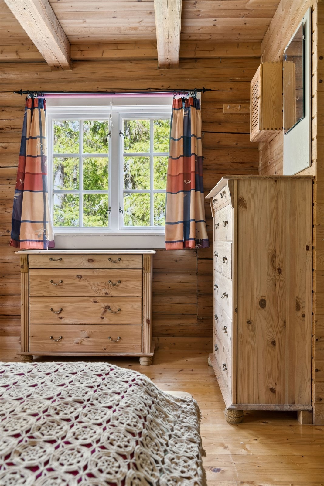 Hytta har totalt 3 soverom Galleribilde