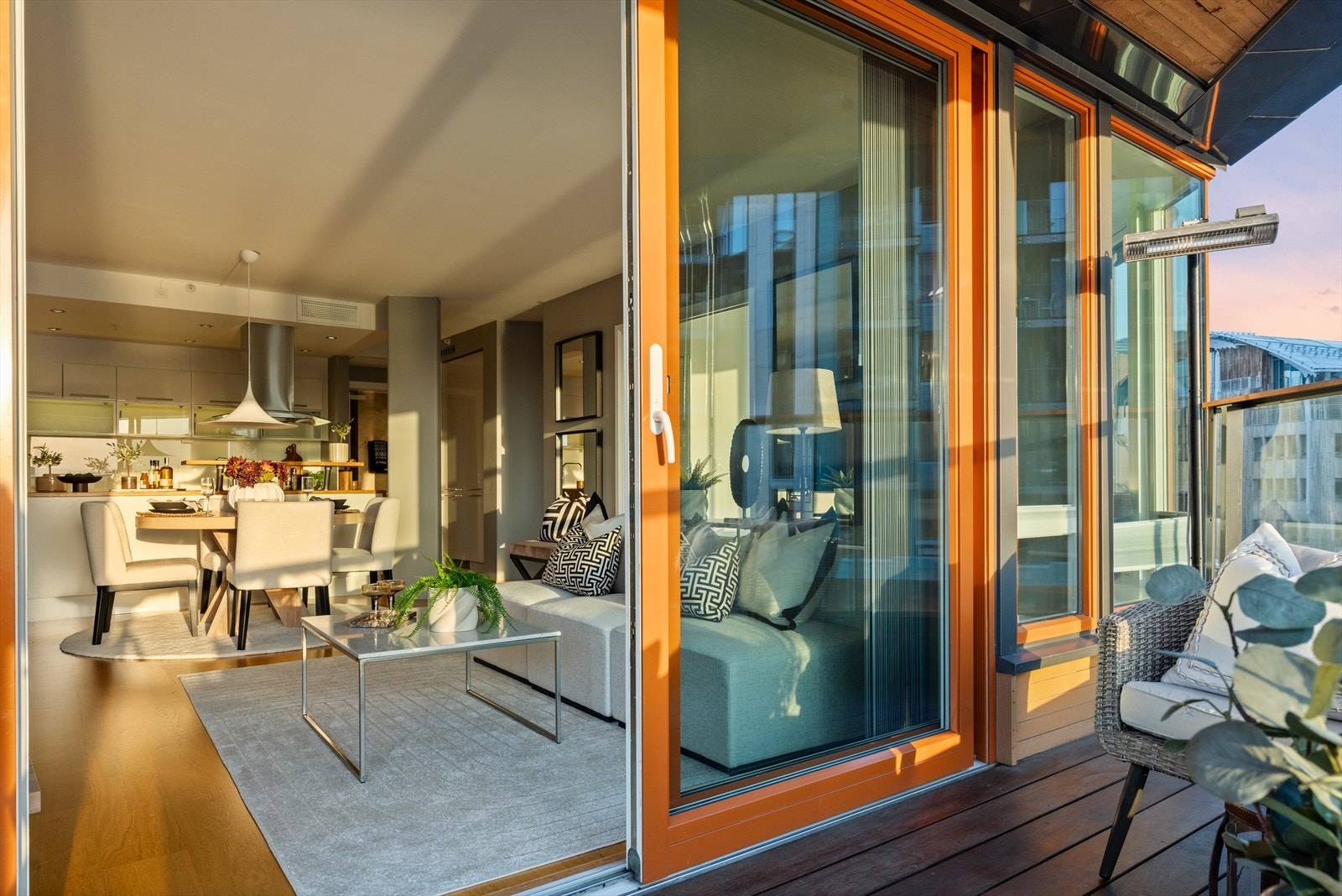 Skyvedør ut til balkongen. Galleribilde