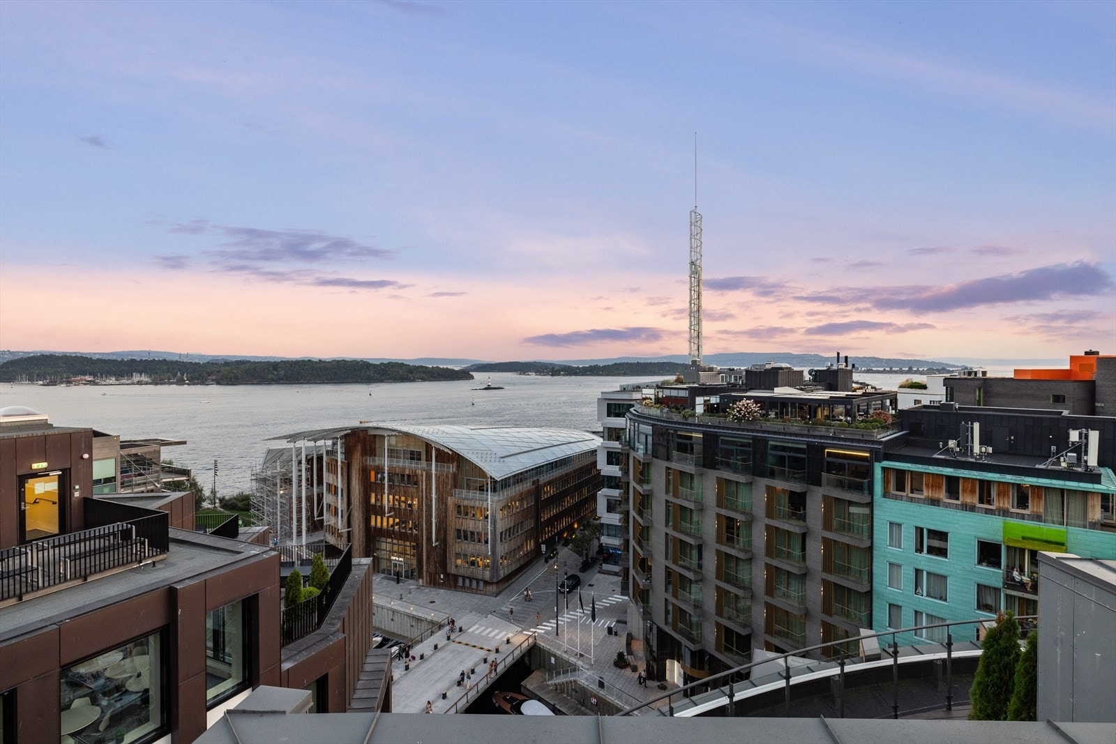 Utsikt fra takterrassen. Galleribilde