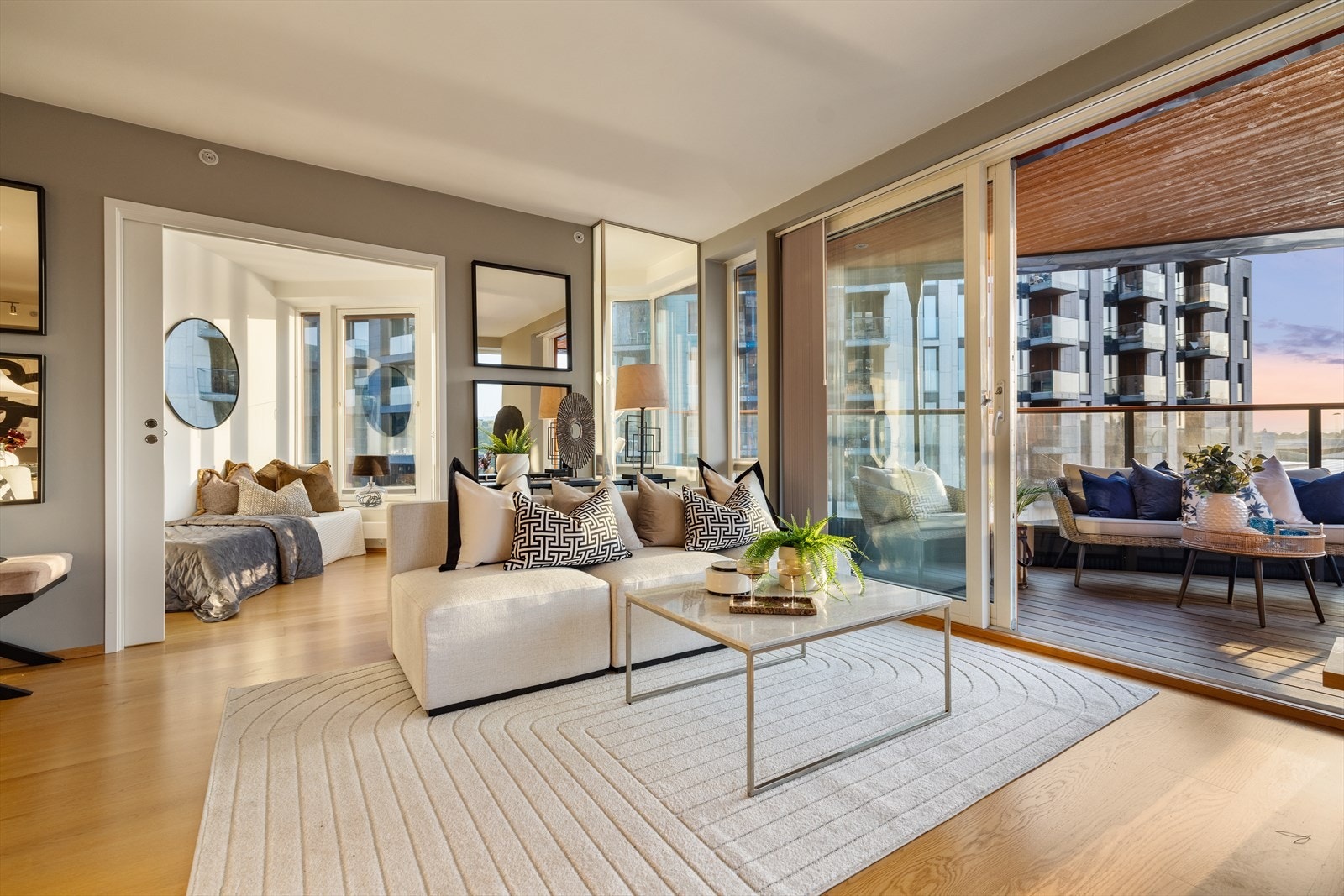 Stue med utgang til balkong på 11 kvm. Galleribilde