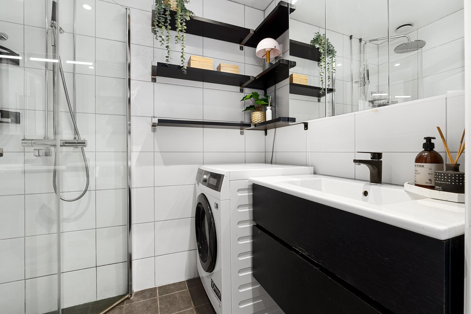 Badet ble pusset opp i 2005 i regi av borettslaget. Galleribilde