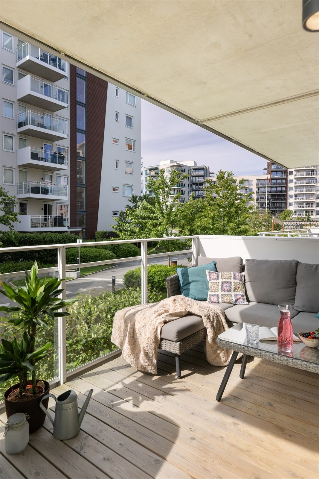 Balkong med utgang fra stue på hele 8 kvm. Galleribilde