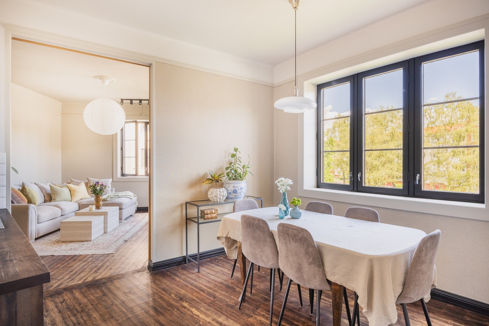 Uelands gate 32 presenteres av EIE eiendomsmegling ved Alexander Birkeland. Galleribilde