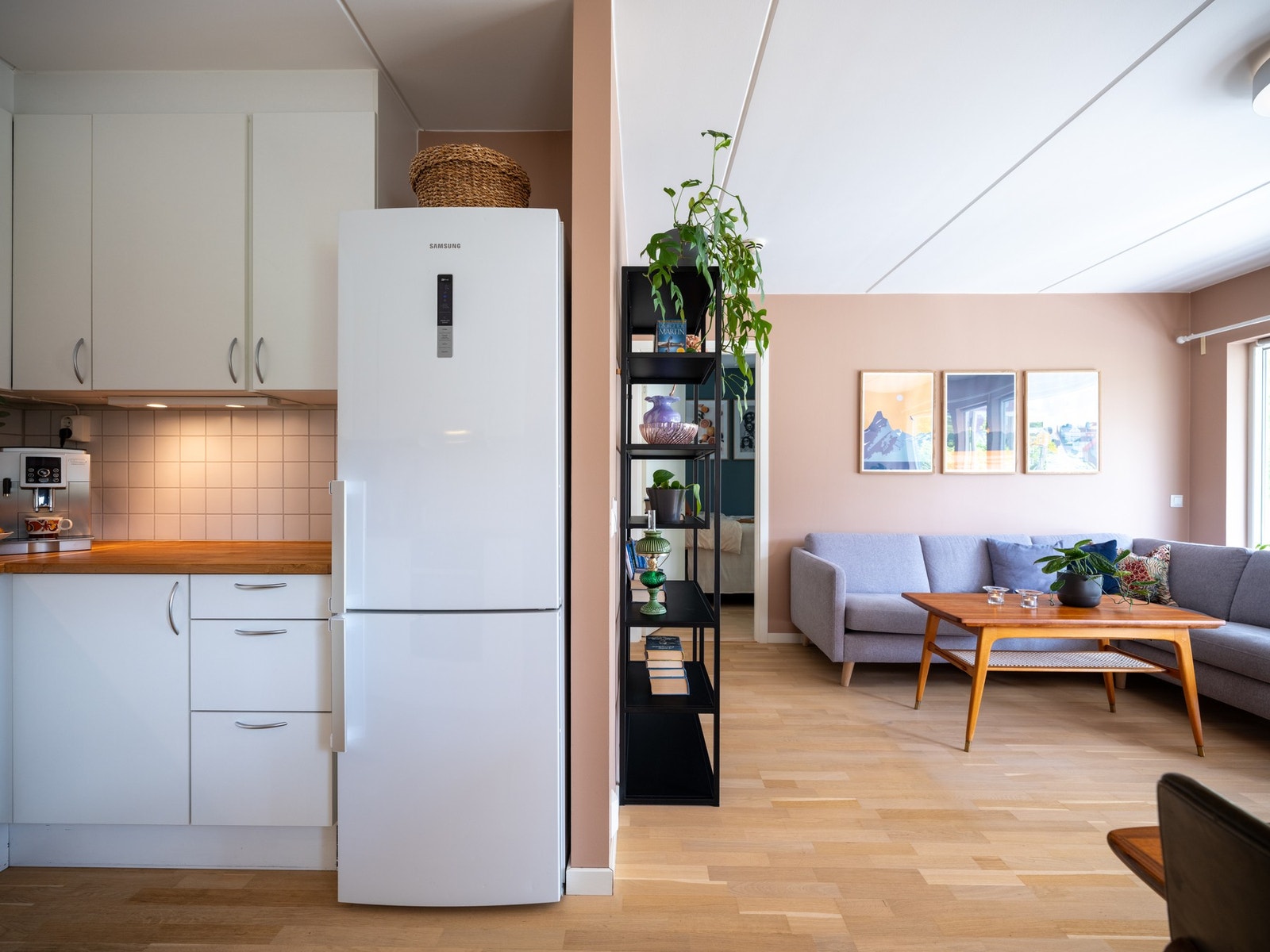 Internett og tv er inkludert i felleskostnadene. Galleribilde