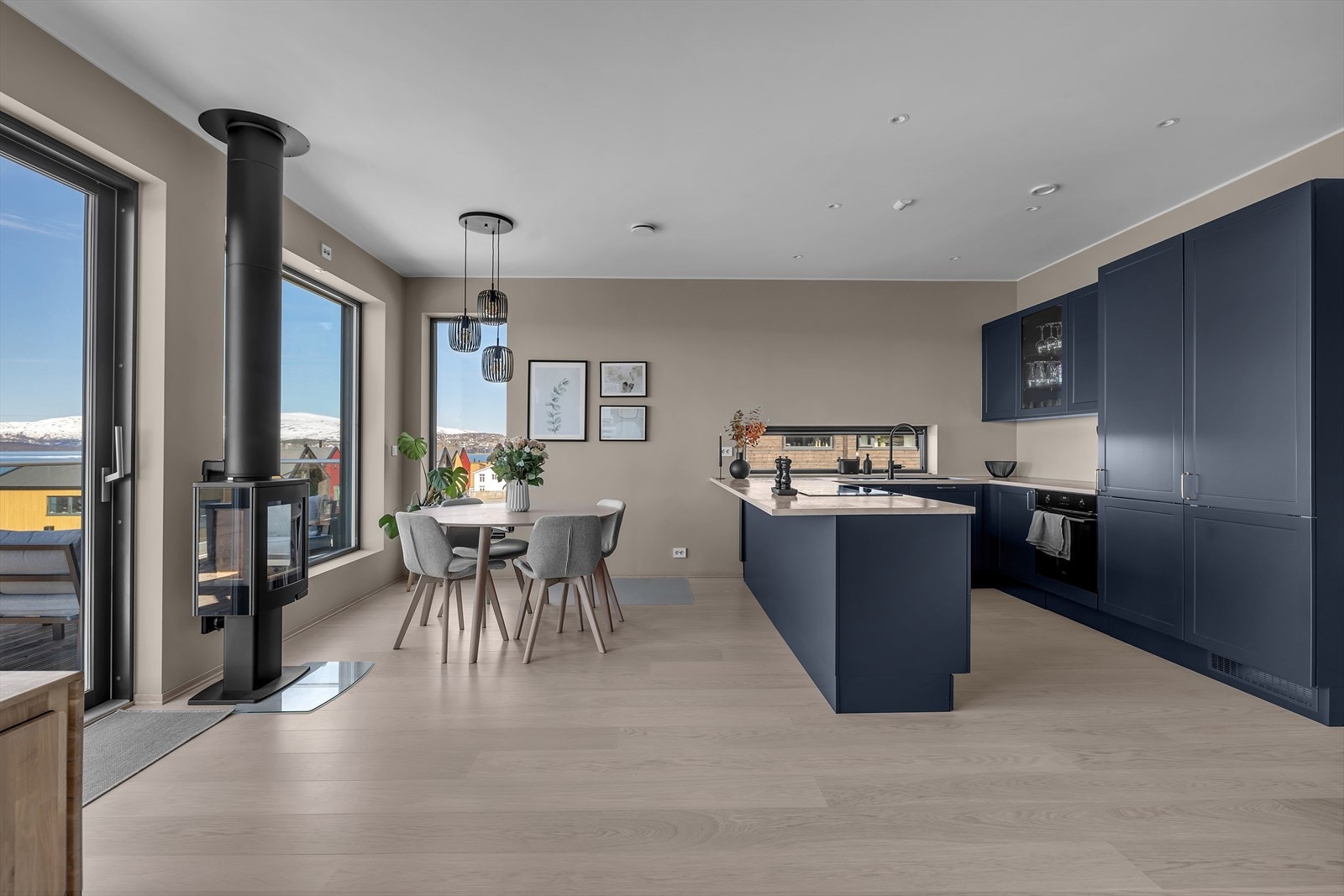 Downlights. Galleribilde