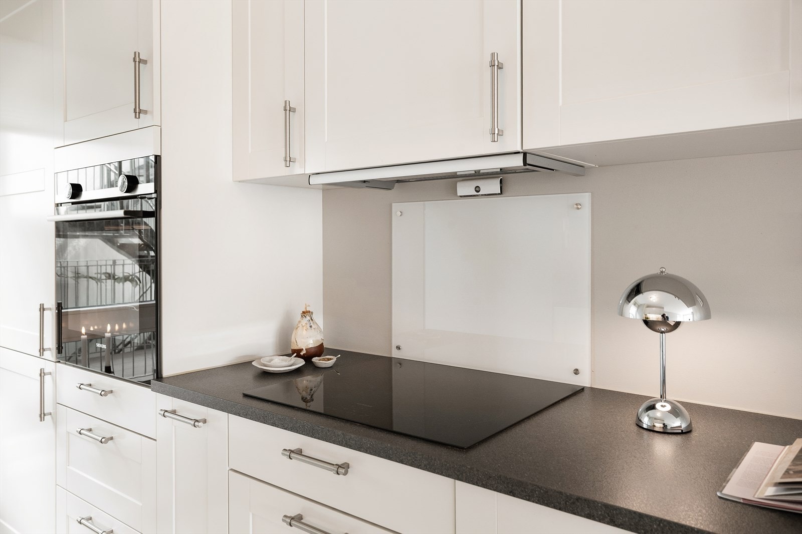 Meget pent kjøkken med moderne løsninger. Galleribilde