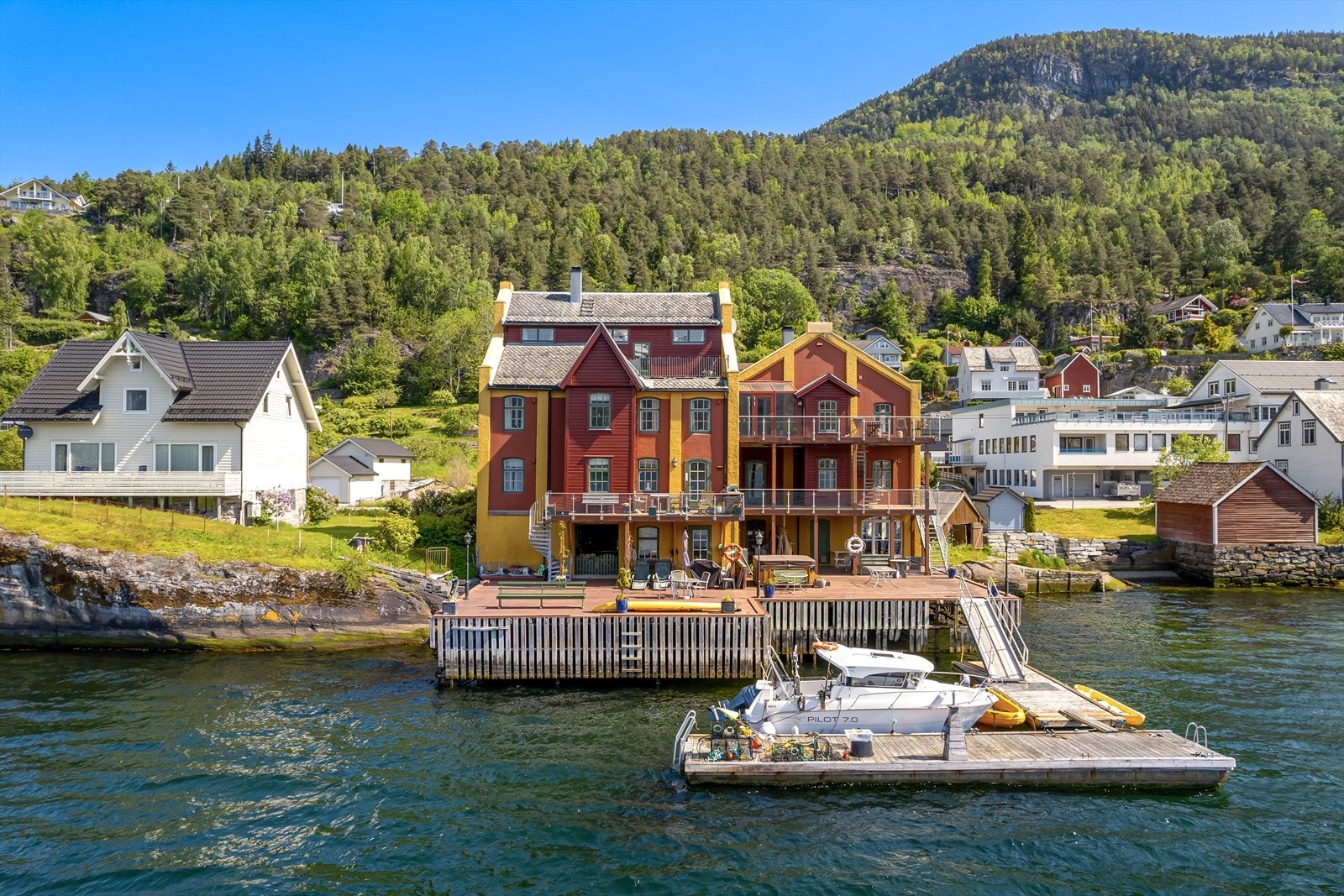 ... djupvass brygge... Galleribilde