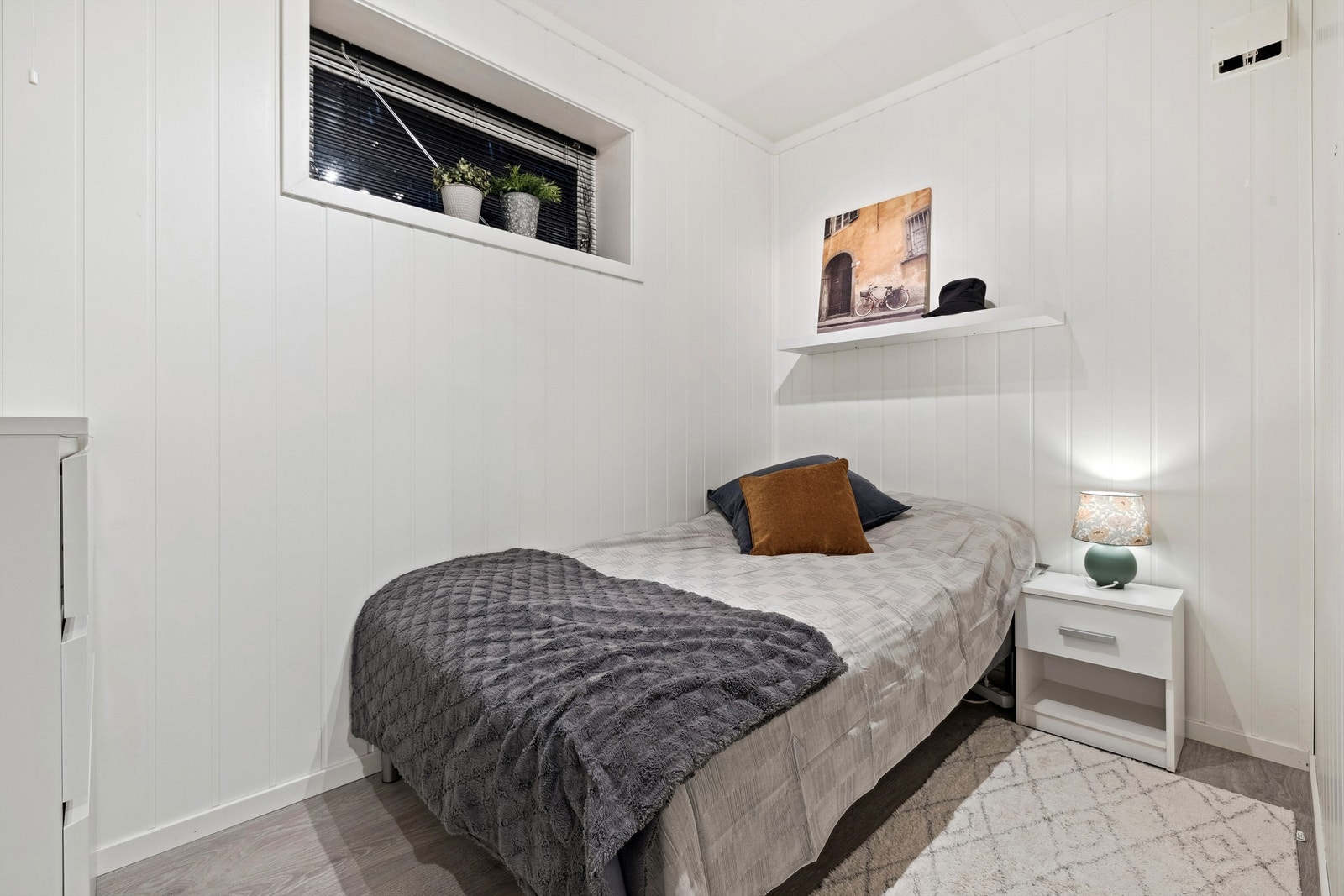 Innredet rom/ lagerrom i kjeller. Galleribilde