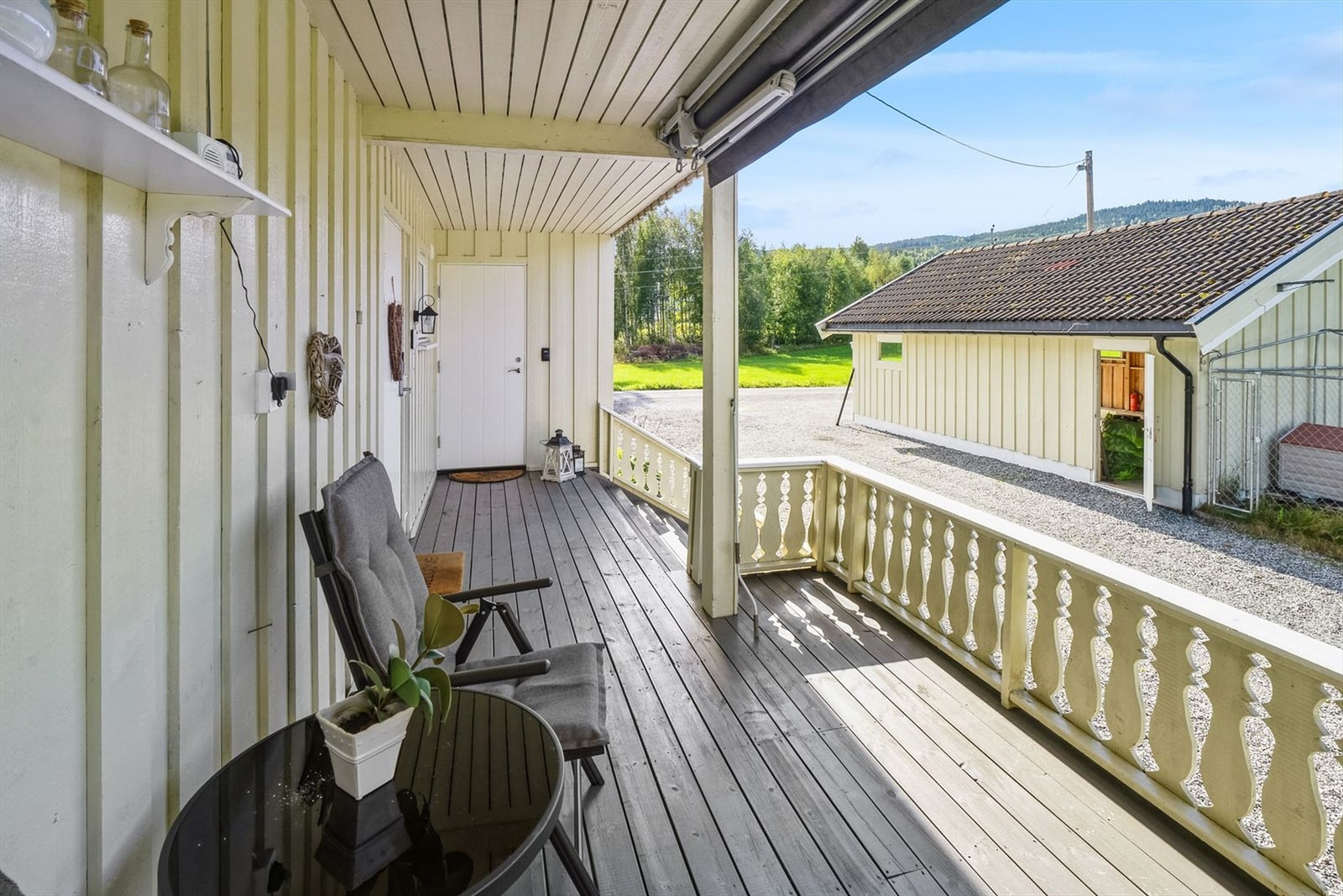 Overbygget inngangsparti. Galleribilde