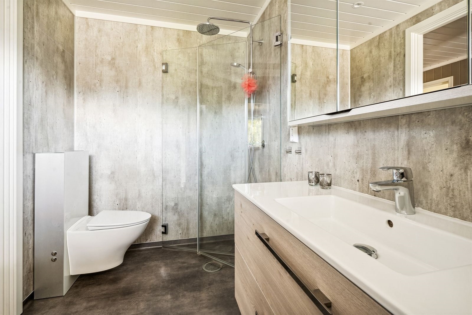 Badet er fra 2023, utført av Gaustad rør/Gaustad bygg og Torstein Delbekk. Galleribilde