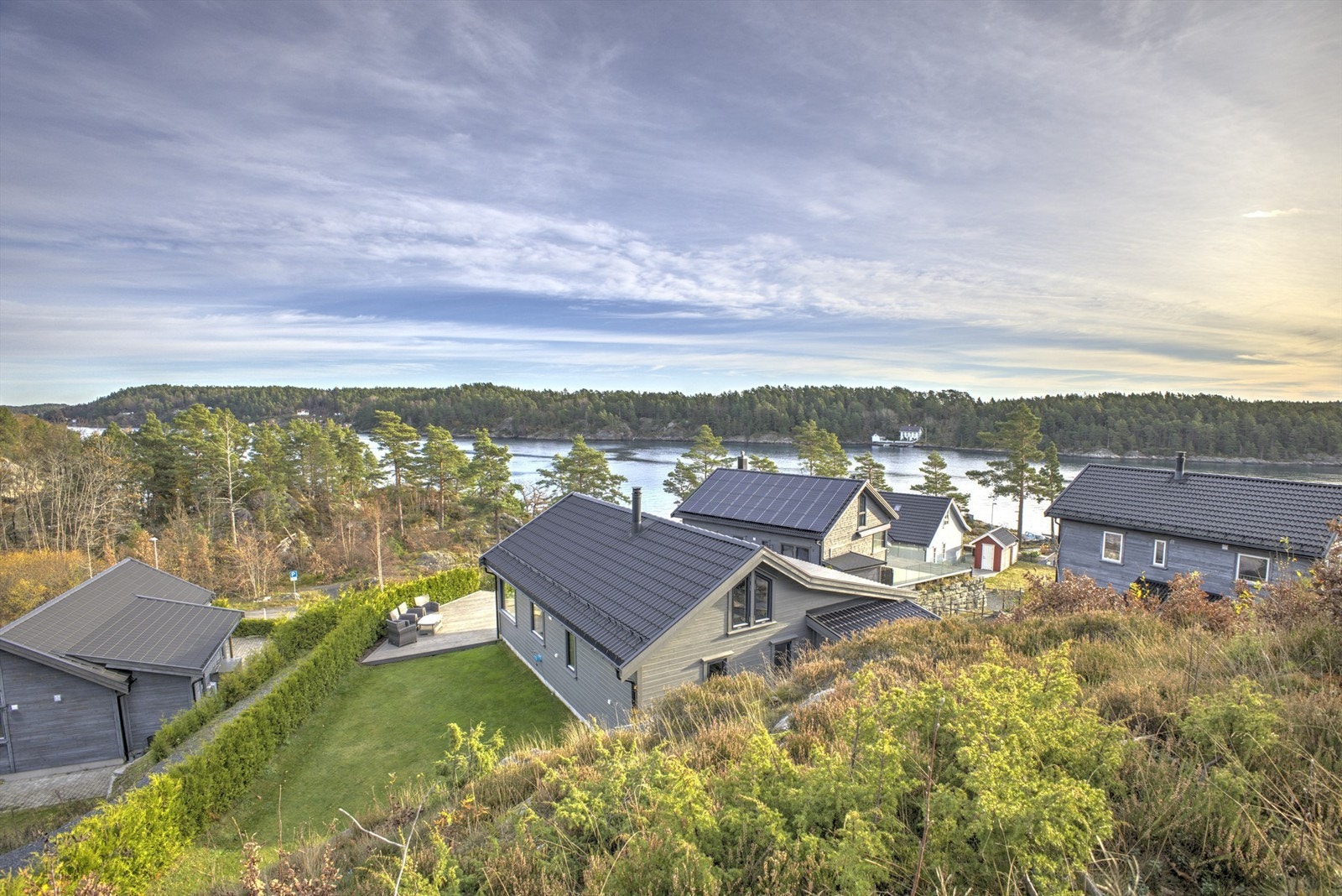 Fantastisk utsikt mot fjorden - Endetomt Galleribilde