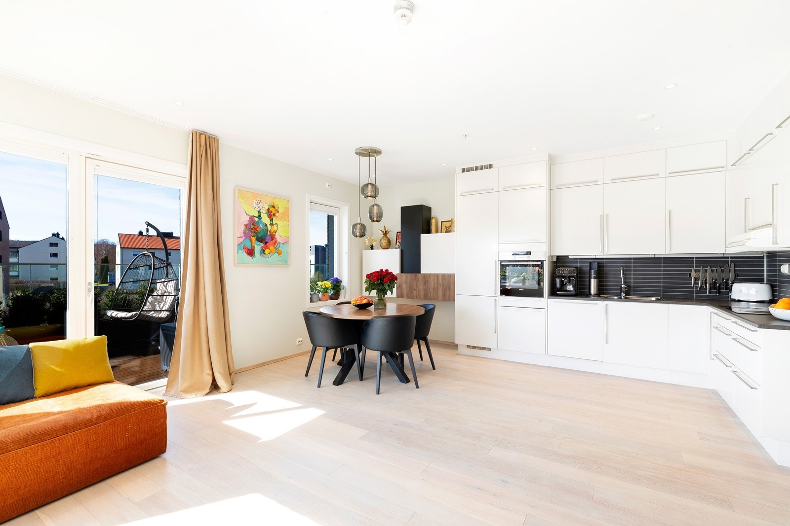 Lys og fin 4-roms leilighet sentralt på Lund Galleribilde