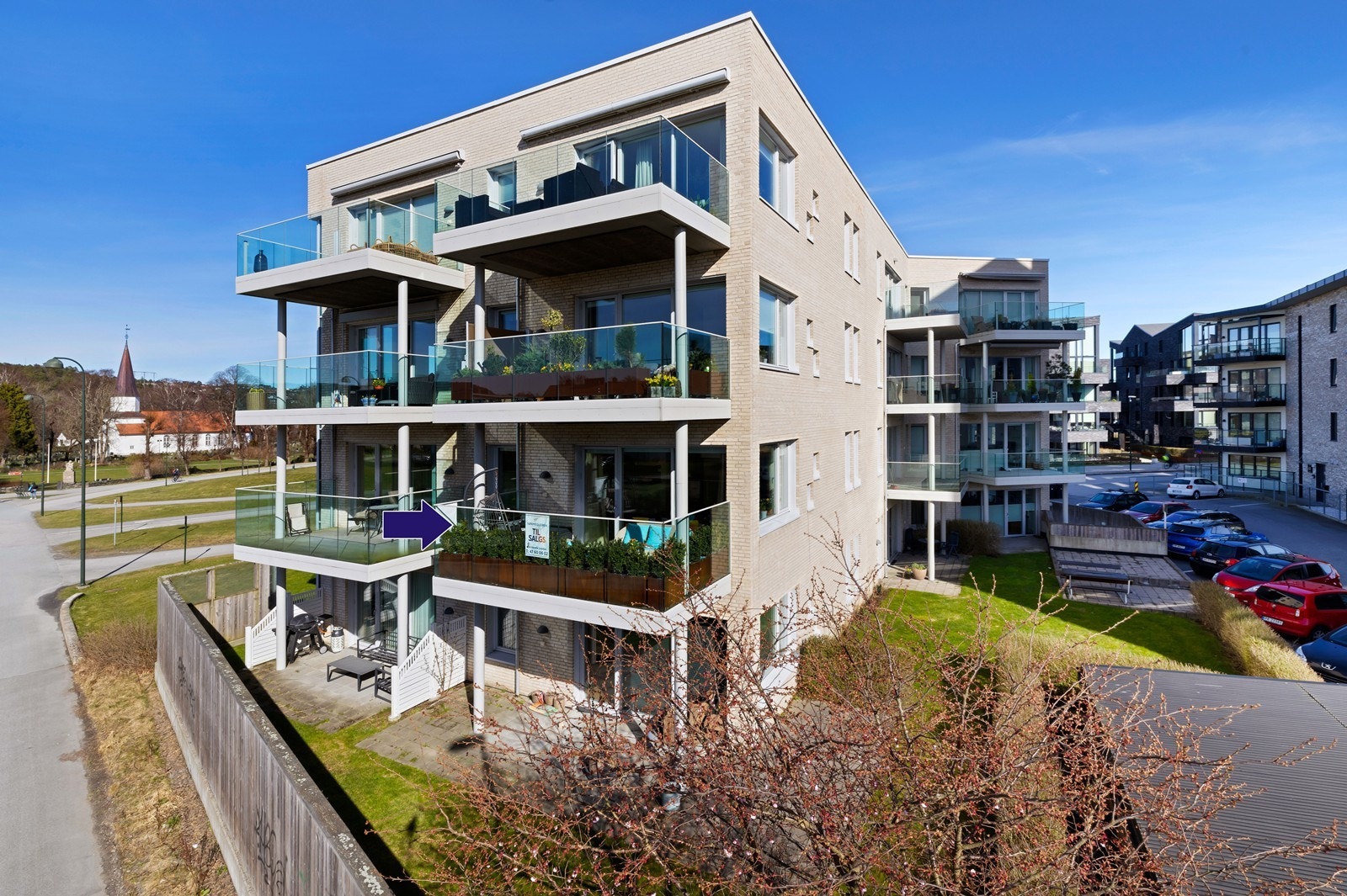 Eiendomsmegler Norge ved Henrik Lossius ønsker deg velkommen til St. Olavs vei 51! Galleribilde