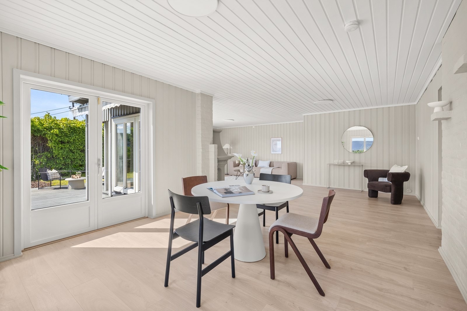 Her er det også utgang til terrassen Galleribilde