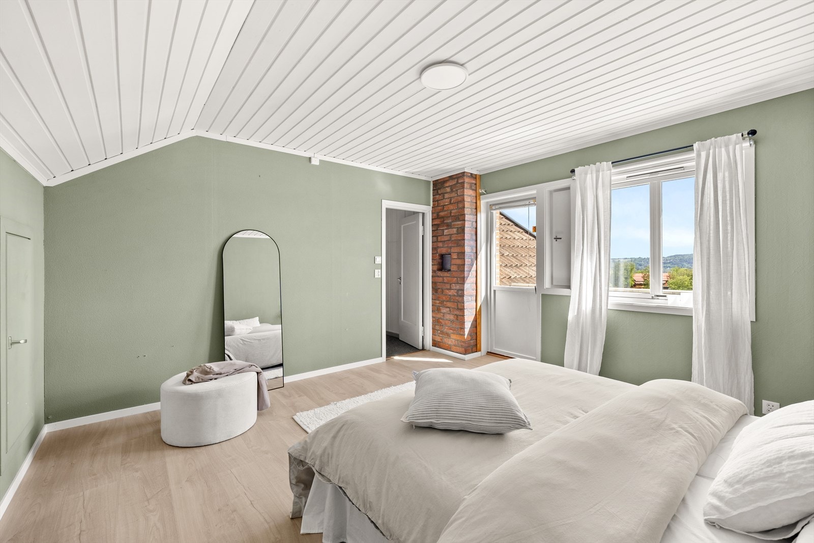 Her er det også utgang til egen balkong Galleribilde