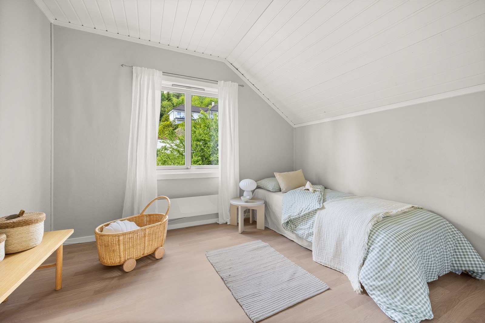 Soverom 1 malt opp i duse toner Galleribilde