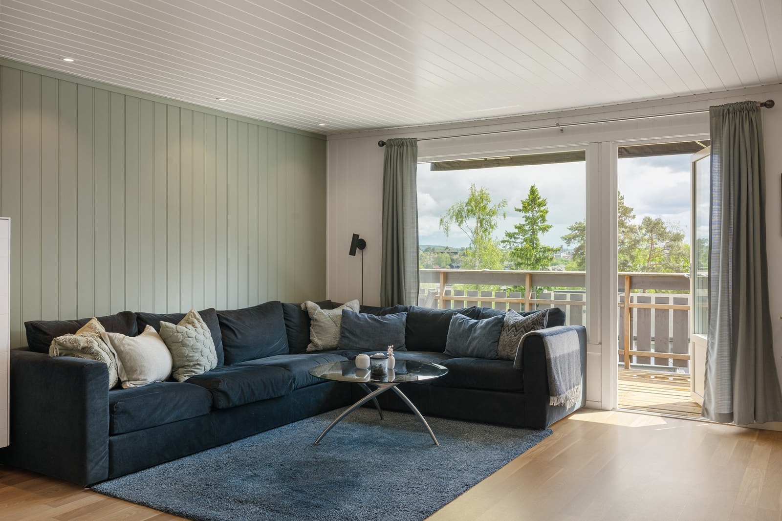 Gode lysforhold i stuen. Galleribilde