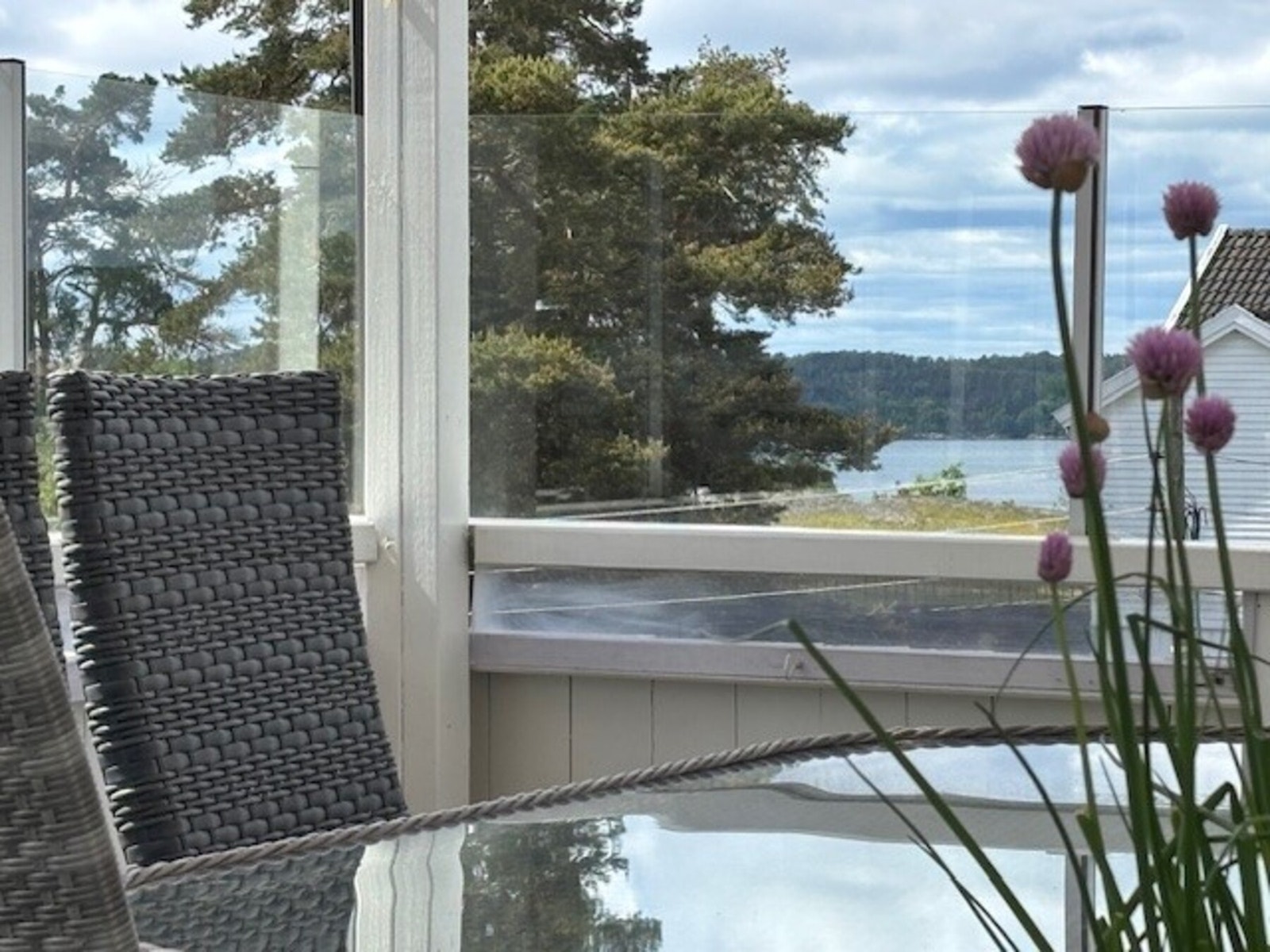 Sjøgløtt mot vest Galleribilde