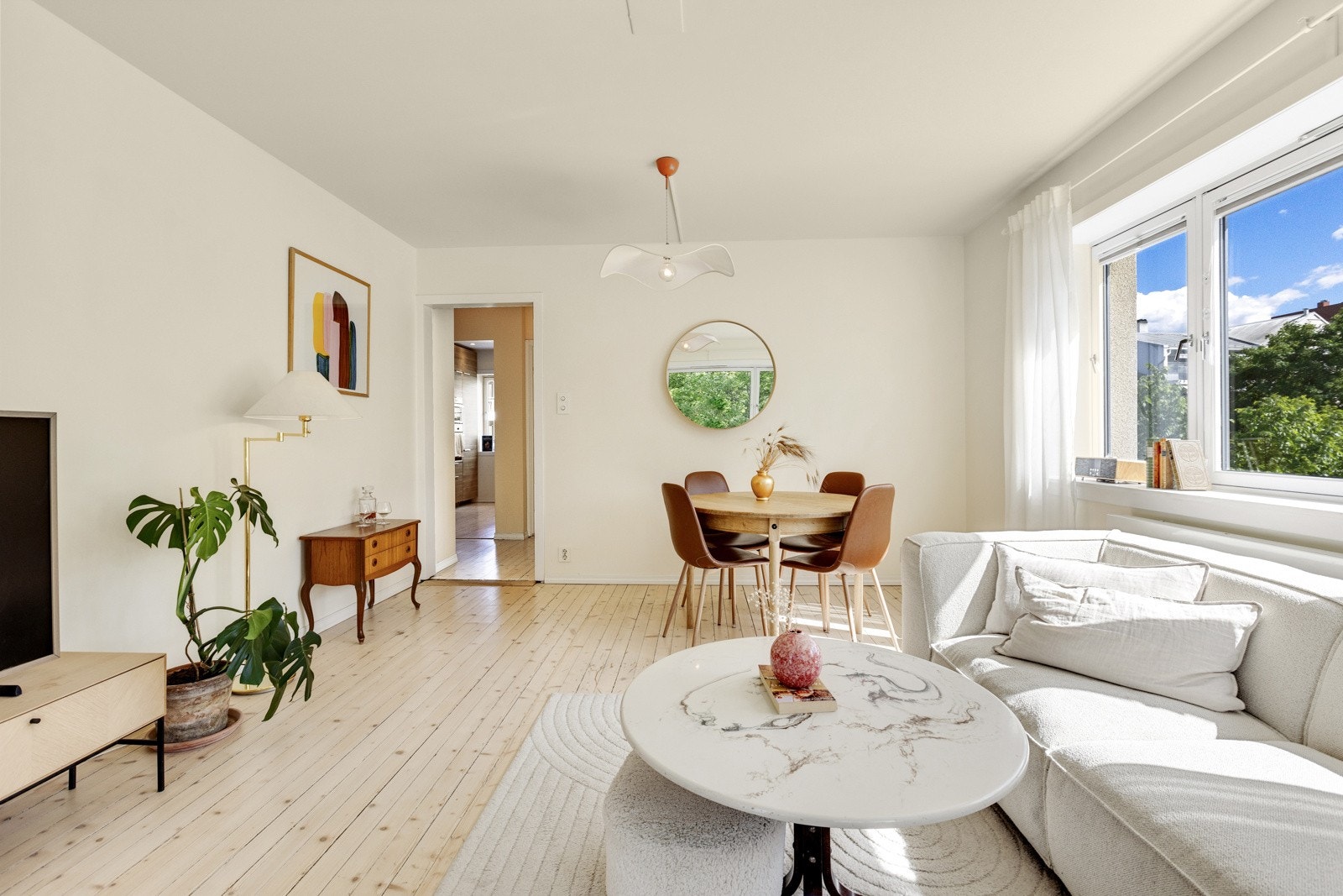 Ved full innfrielse av IN-lån vil felleskostnader reduseres til ca. kr. 3.784,- per mnd. Galleribilde