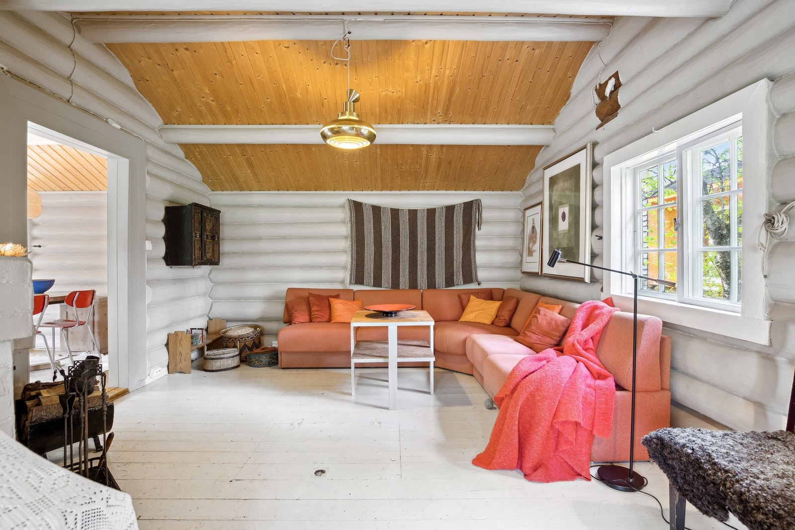 Plass til sofa-løsning og tilhørende møblement Galleribilde