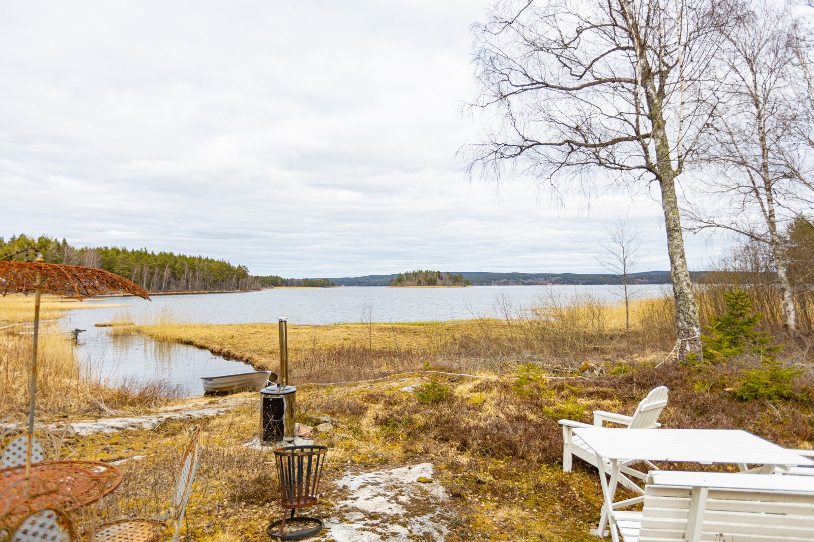 Vy från fritidshus på fastlandet Galleribilde