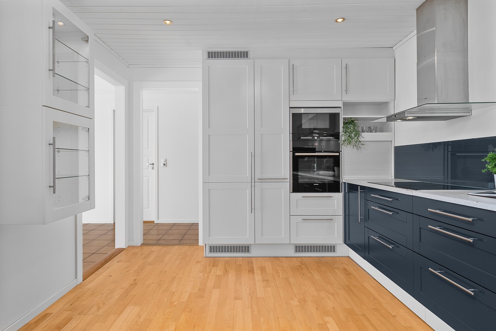 Pent kjøkken fra HTH som ble fornyet i 2011 Galleribilde