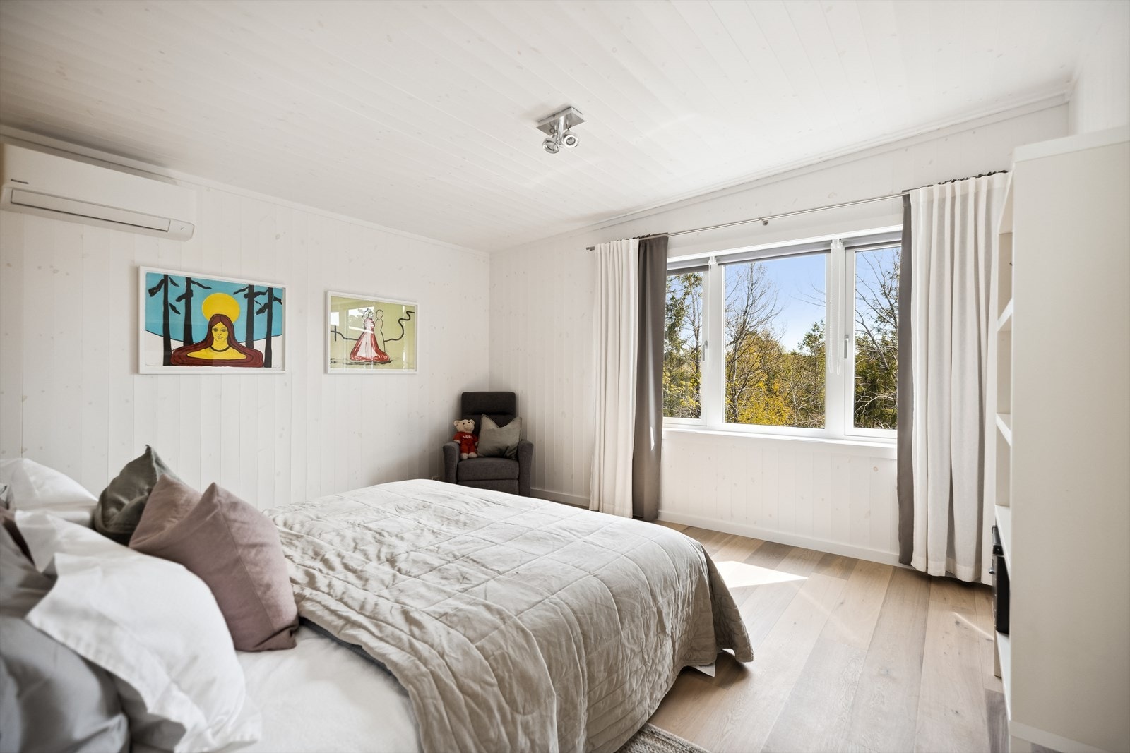 Soverom. Galleribilde