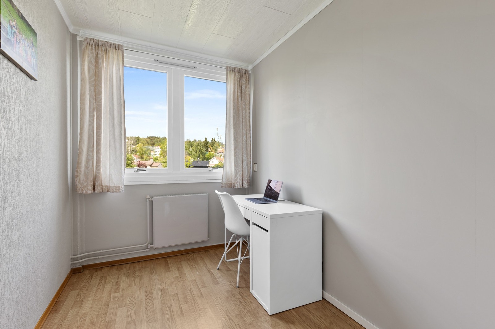 Det tredje soverommet passer utmerket som feks. hjemmekontor. Galleribilde