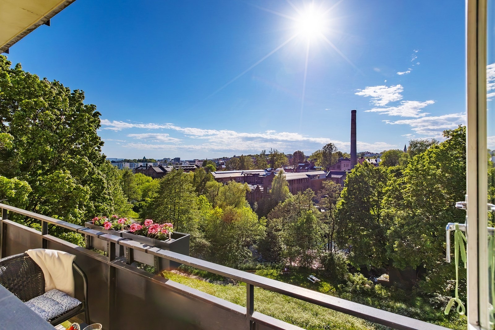 Vi har gleden av å ønske velkommen til Sandakerveien 10S! Galleribilde