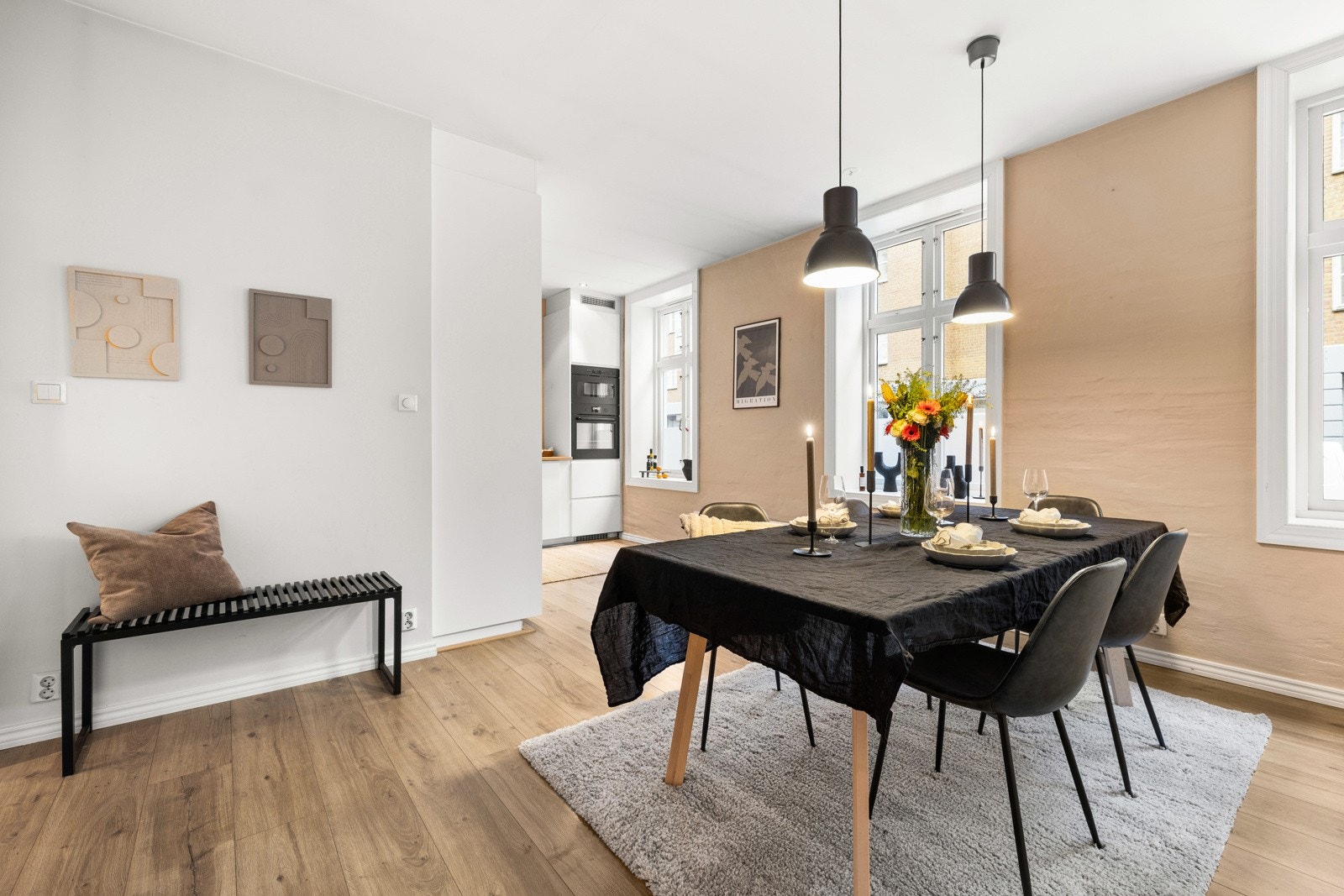 Sosial og åpen planløsning. Galleribilde