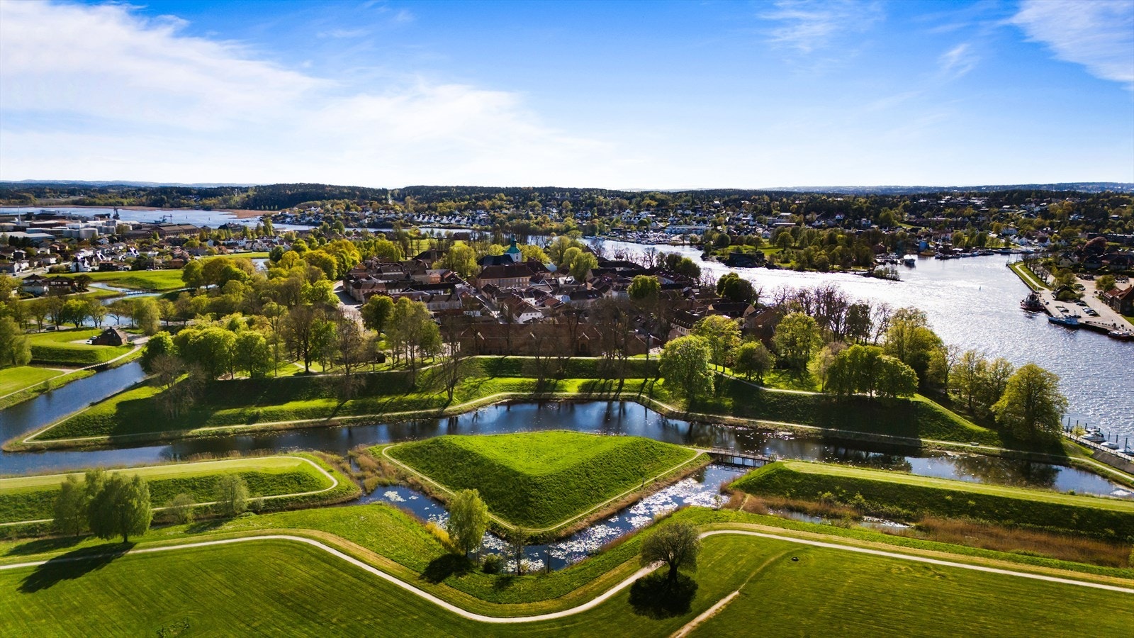 Det er flotte turmuligheter både rundt Gamlebyen og langs Glommastien Galleribilde