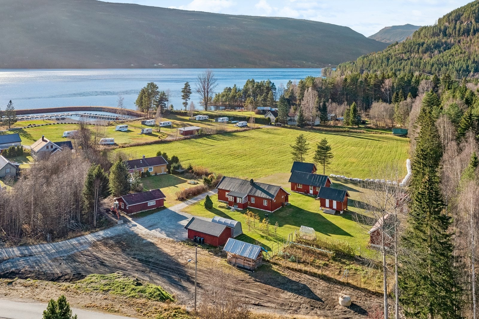 Hovedbyggningen har byggeår i 1925. Galleribilde