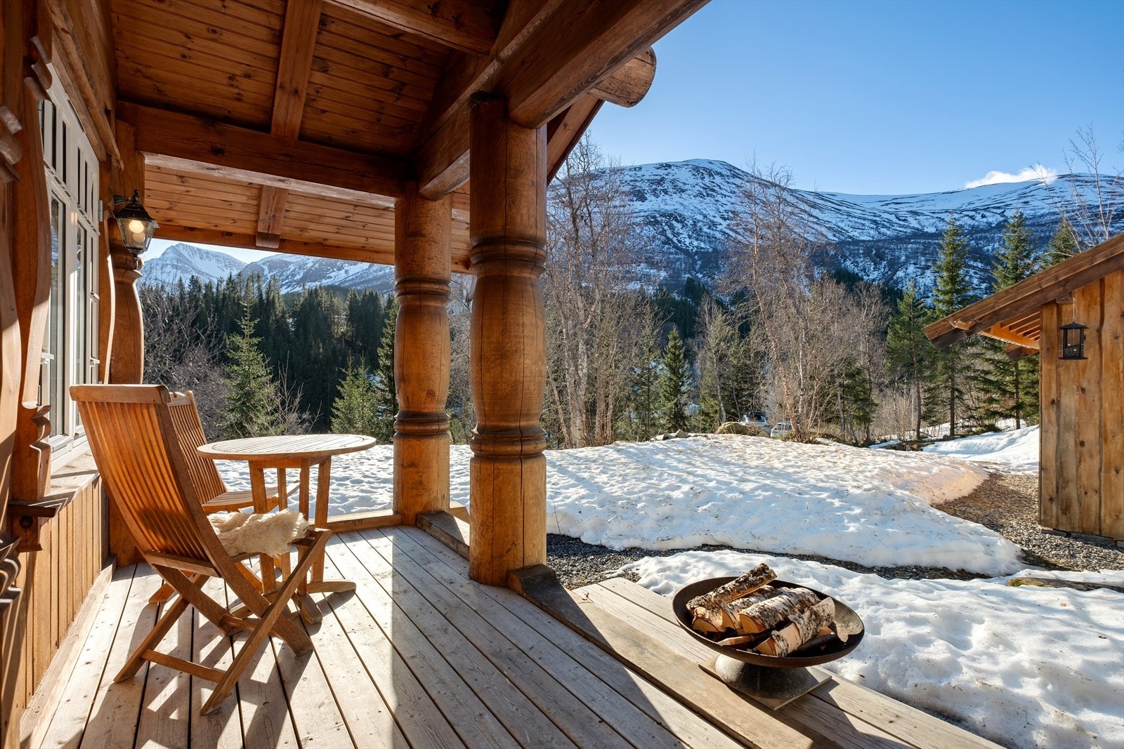Terrasse utenfor stue Galleribilde