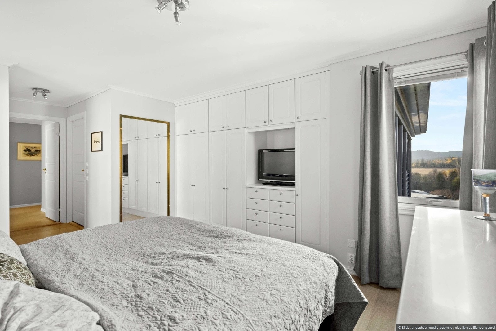 Våkne opp til denne flott utsikten. Galleribilde