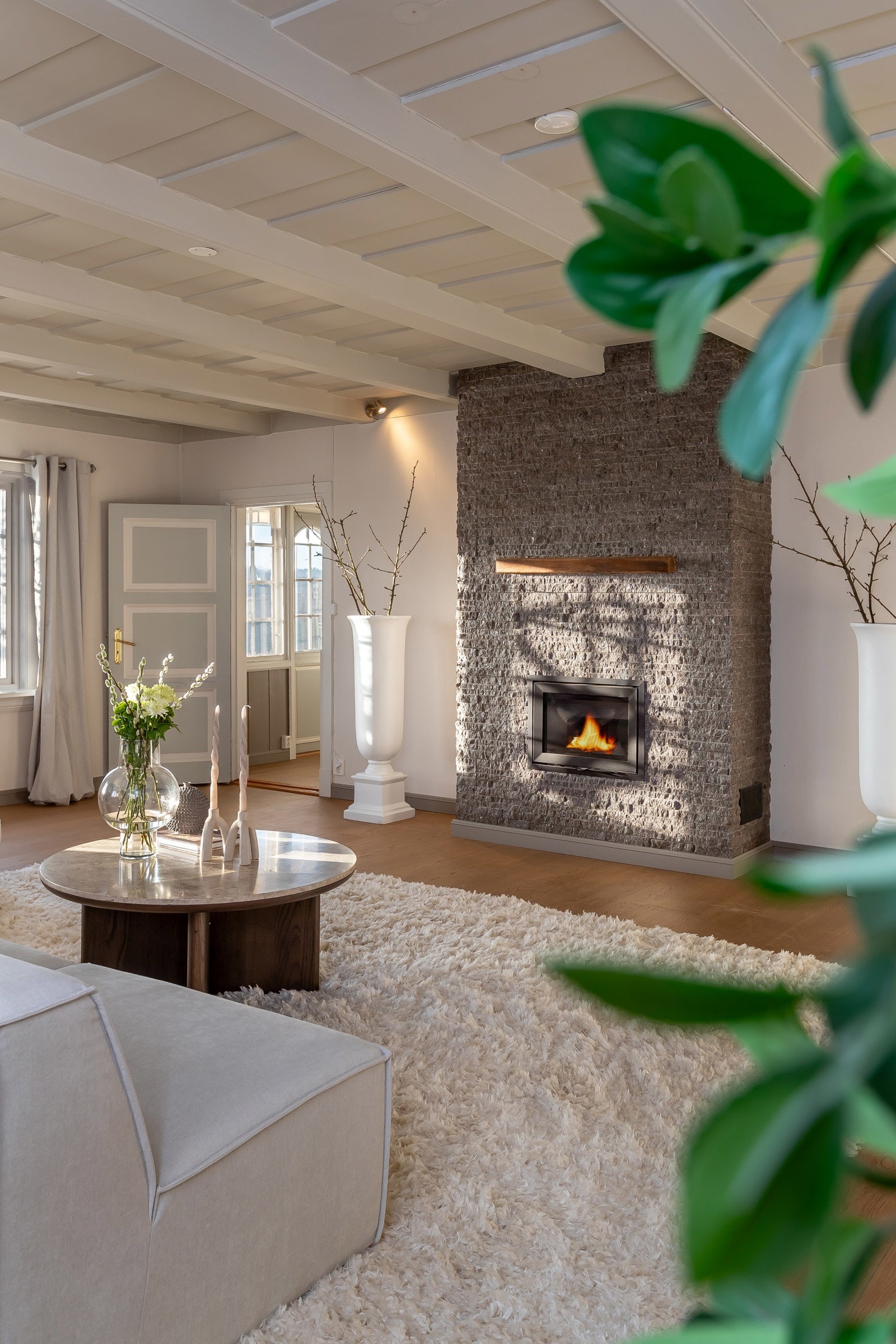 Vakker peis som varmer godt Galleribilde