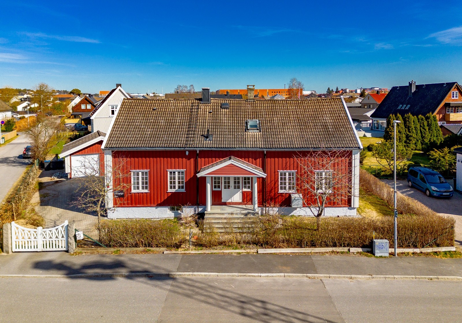 Fasade mot syd - dette er det originale bygget. Galleribilde