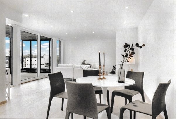 Spisestuen sett fra kjøkkenet Galleribilde