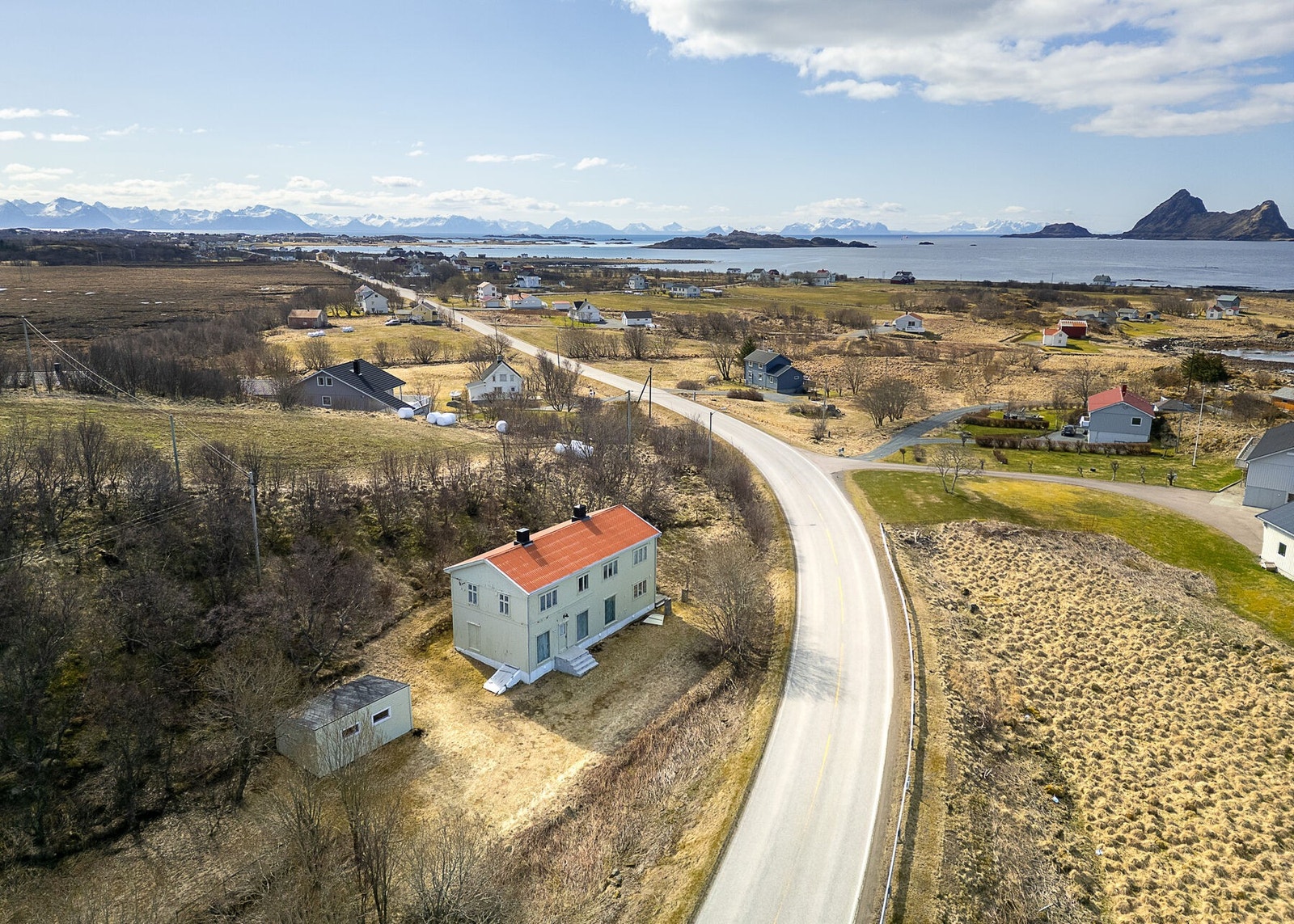 Eiendommen sett fra lufta Galleribilde