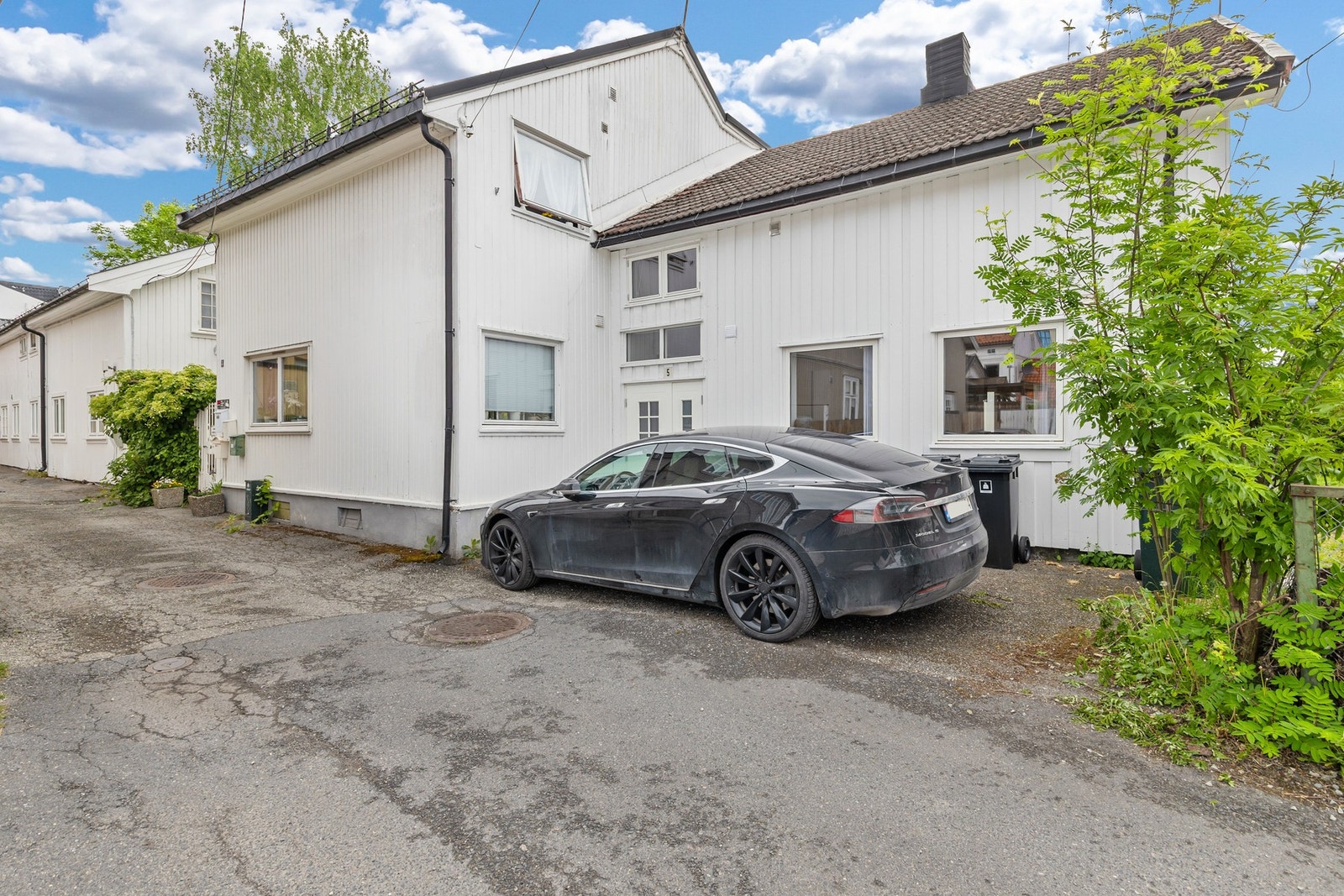 Gateparkering etter områdets bestemmelser Galleribilde