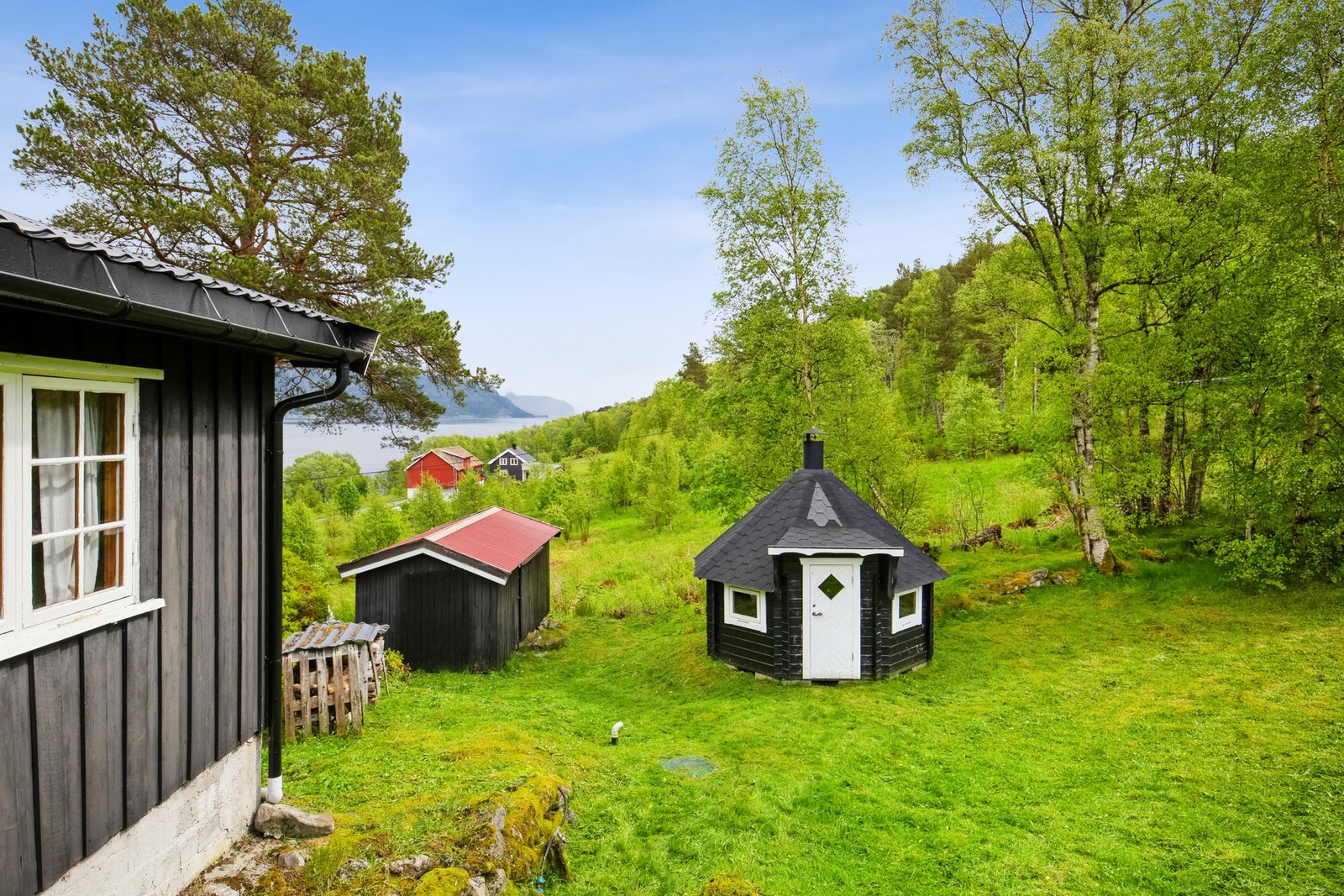Grillhus på eiendommen Galleribilde