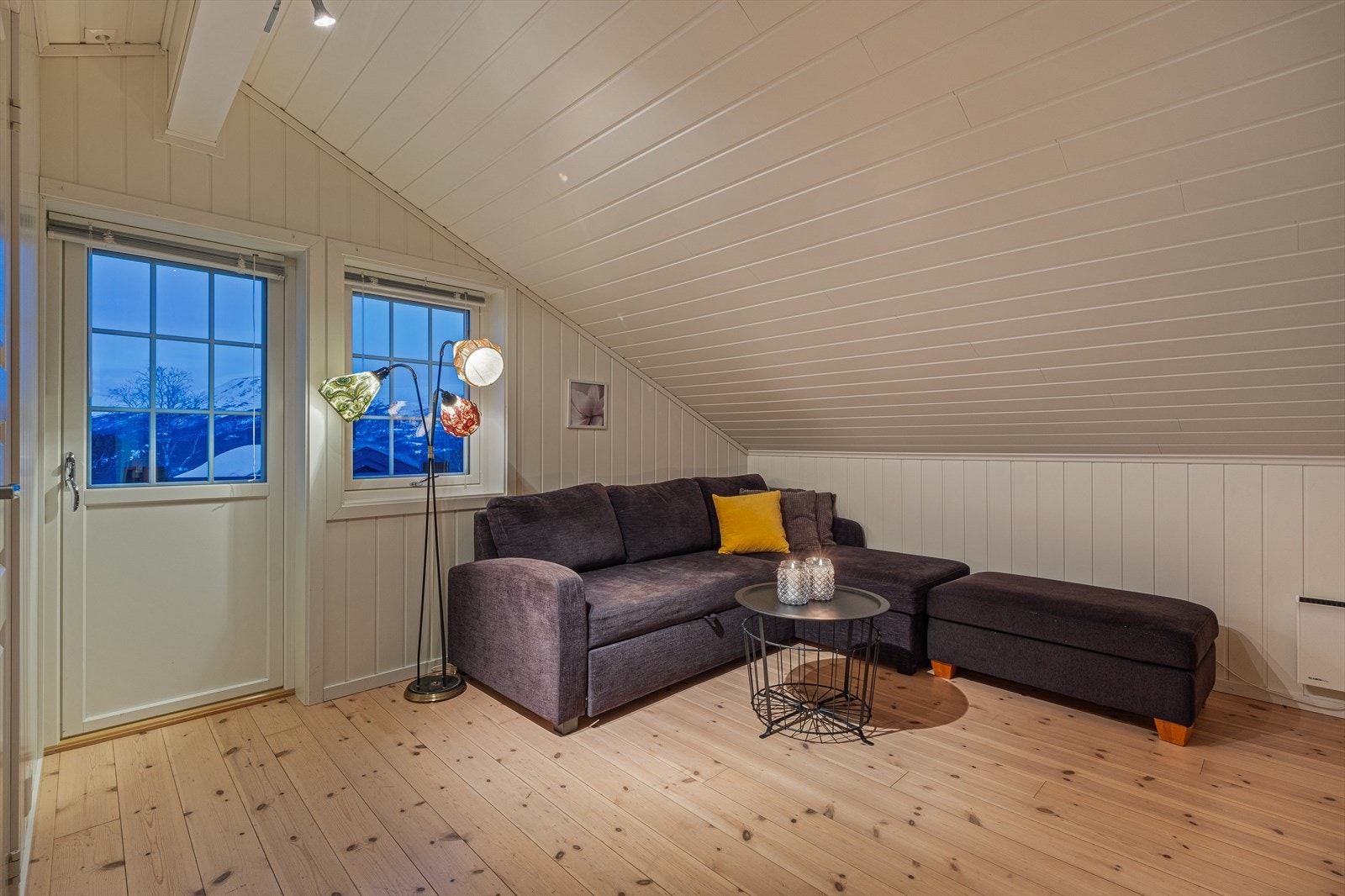 Fin loftstue som kommer godt med for både store og små Galleribilde