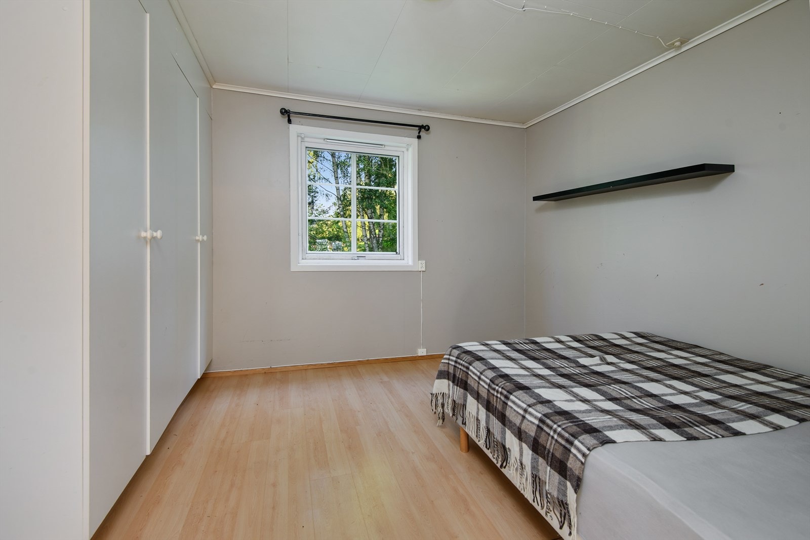 Boligen inneholder tre soverom hvor alle har en god størrelse Galleribilde