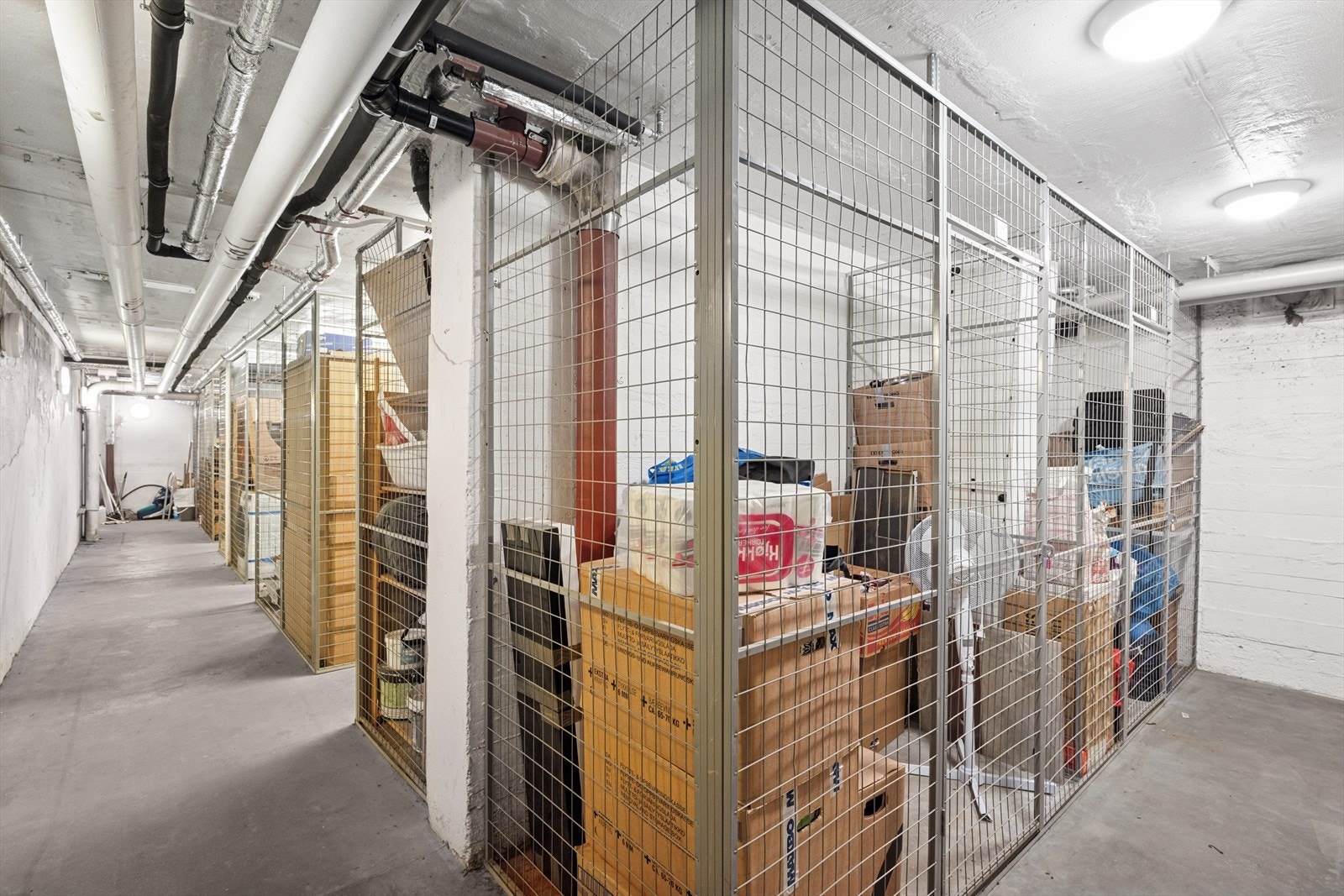 Leiligheten byr på en bod i kjeller på ca. 2m². Galleribilde